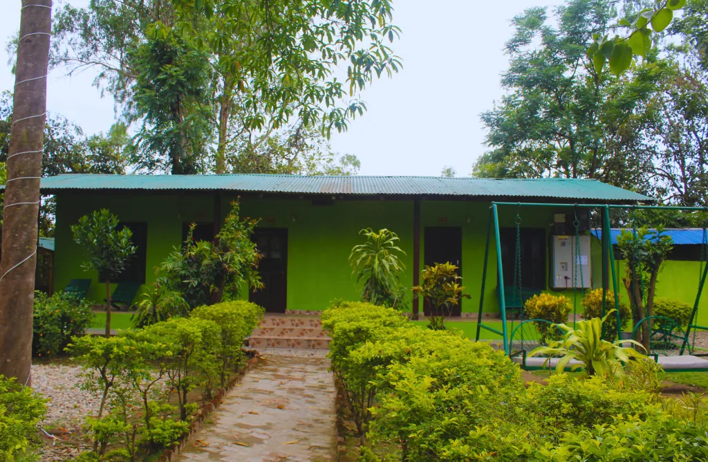 Shuklaphanta Jungle Cottage garden grounds